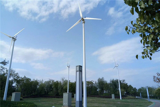 CE с генератора ветротурбины системы ветрогенератора 50KW решетки IP54 вывел наружу напряжение тока 380V